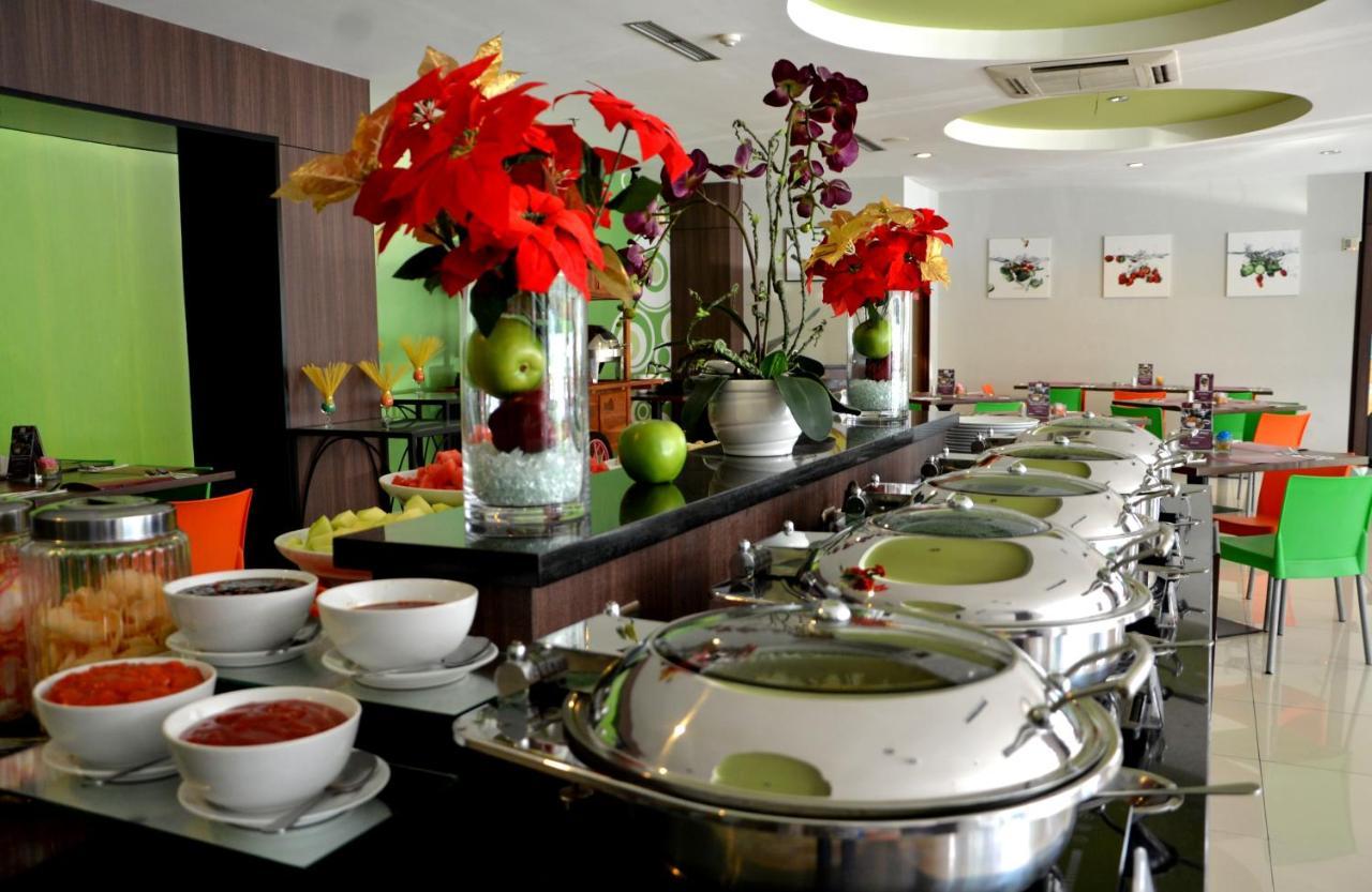 Favehotel Hyper Square Bandung Exterior photo