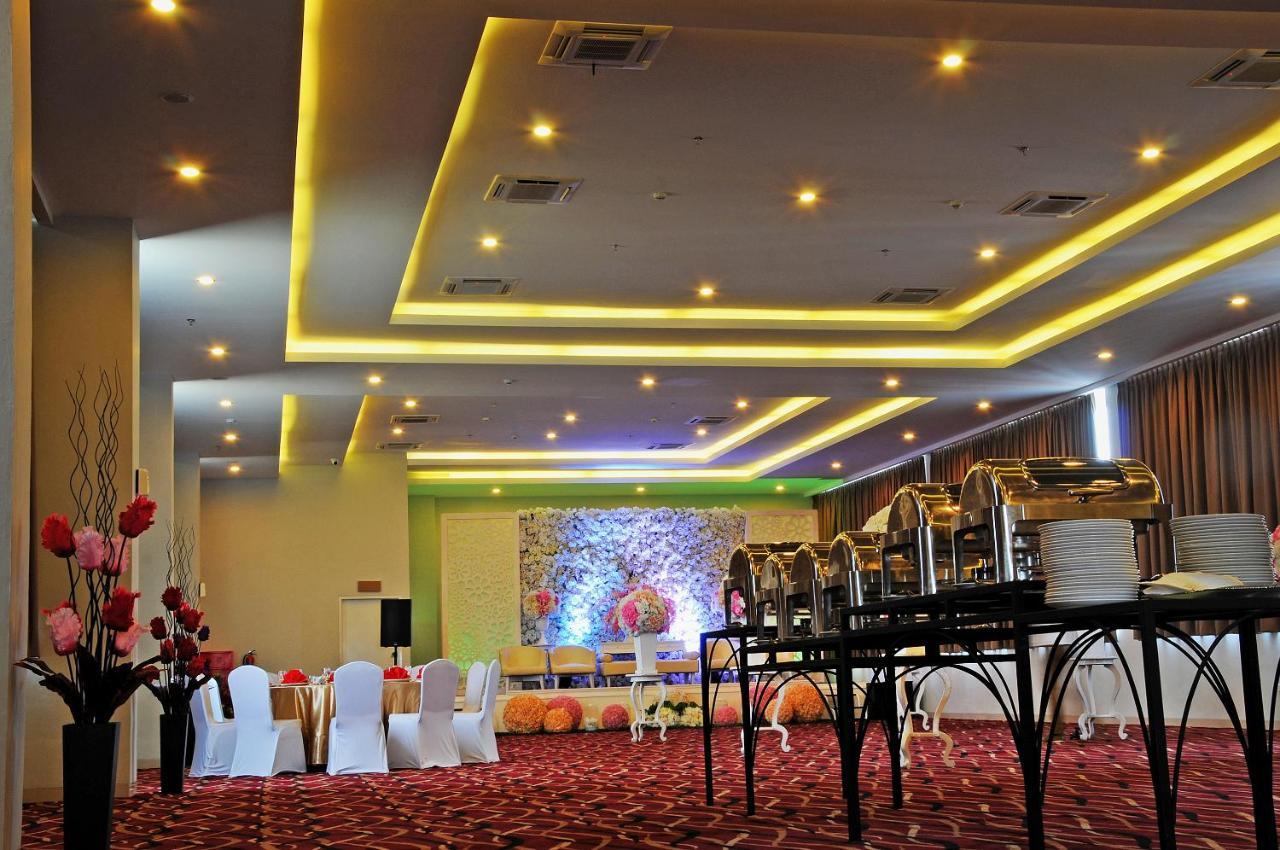 Favehotel Hyper Square Bandung Exterior photo